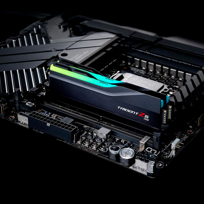 RAM G.SKILL Trident Z5 RGB 128GB (2x64GB/ 6000MHz / DDR5 / CL34 / 1.35V)