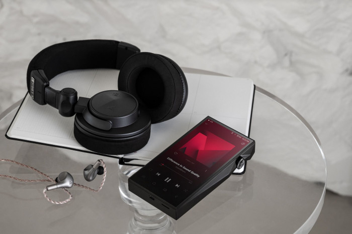 Máy nghe nhạc Astell n Kern SP4000 Black
