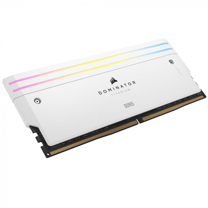 RAM Corsair DOMINATOR TITANIUM White RGB 32GB (2x16GB/DDR5/6400Mhz)