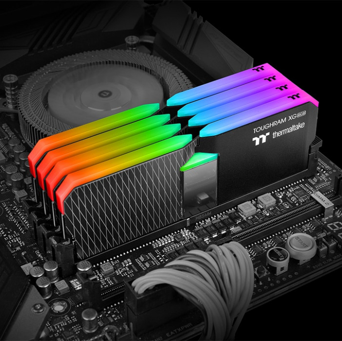 Ram Thermaltake TOUGHRAM RGB XG DDR4 16GB(2x8GB) 4600MHz CL19