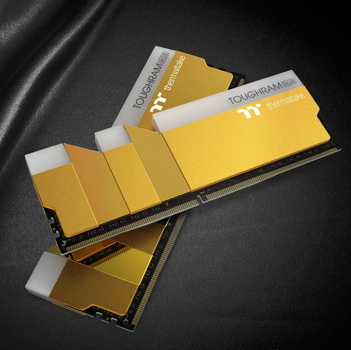 RAM Thermaltake TOUGHRAM RGB DDR4 16GB (2x8GB) 3600MHz CL18 Metallic GOLD